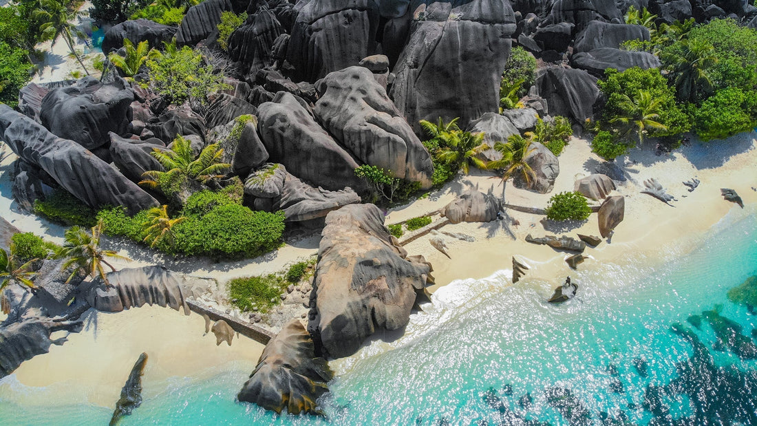 Issue 001 - The Travel Edition