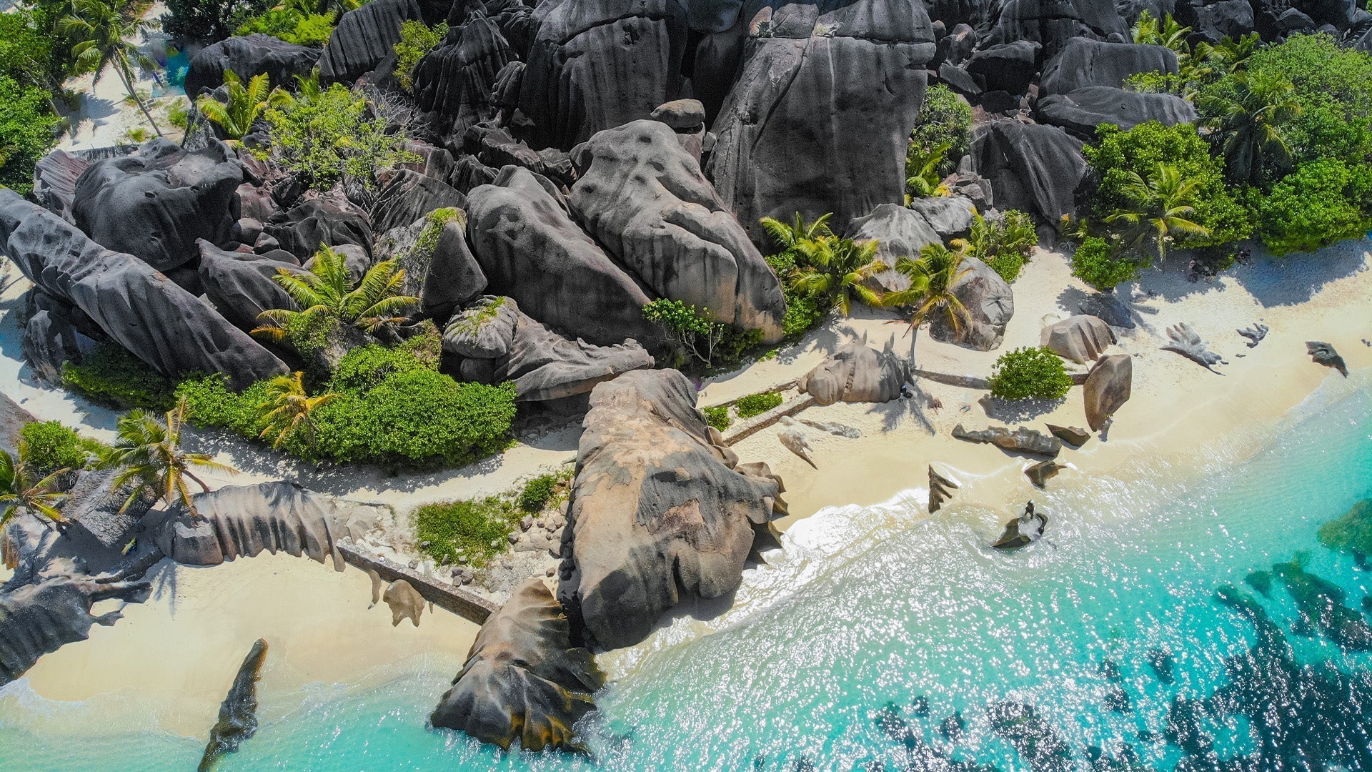 Issue 001 - The Travel Edition